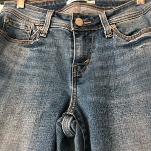 EUC Levi’s 529 bootcut jeans